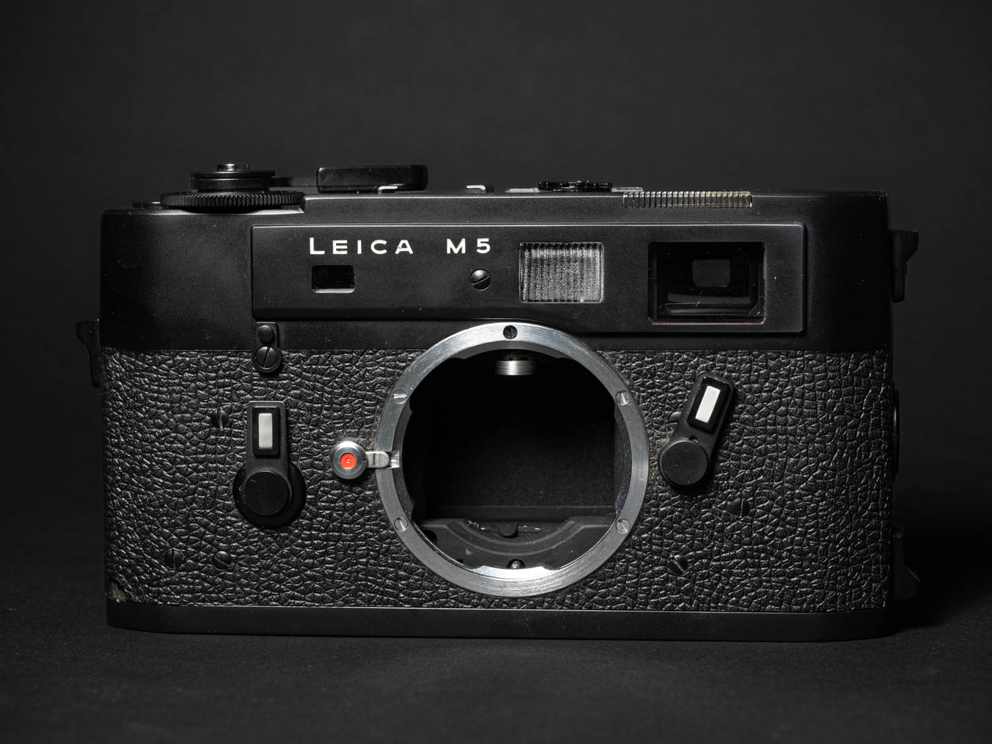 Produktfoto zeigt Leica M5, analoge Messsucherkamera (1971-1975)